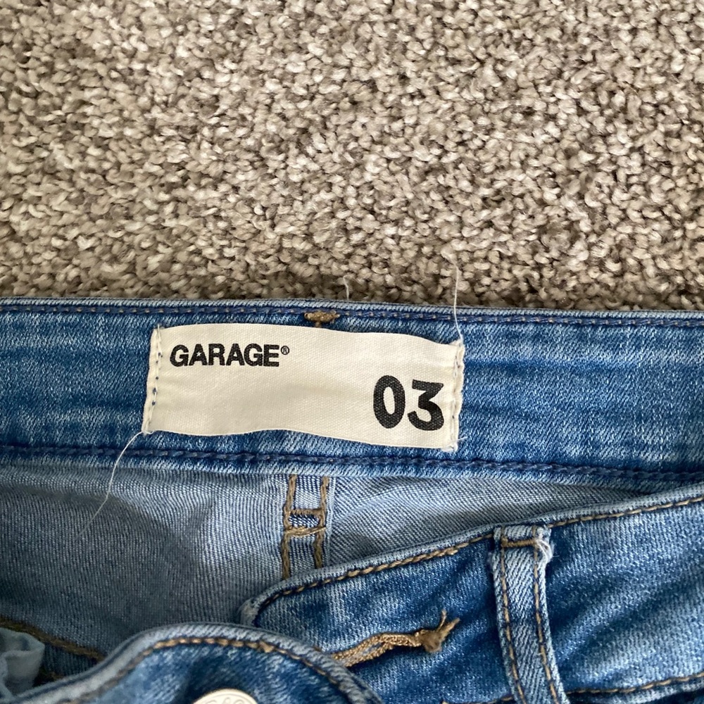 Jeans - Picture 2 of 4